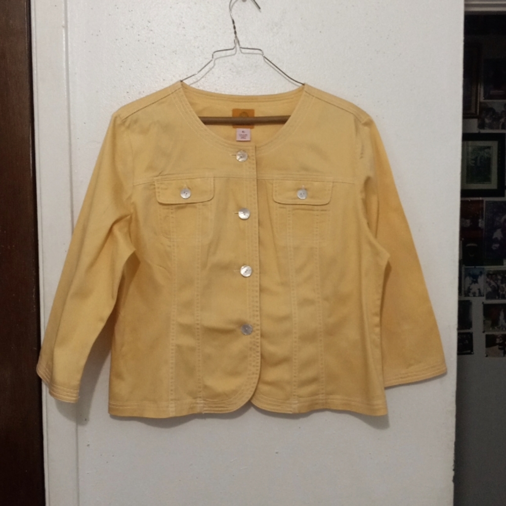 RUBY D 3/4 length Blouse Jacket